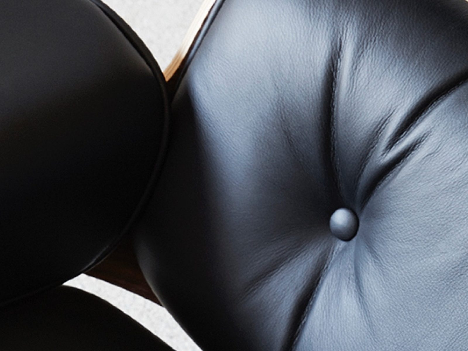 Who we are - Certified Dealer